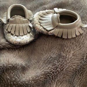 Infant sparkling shoes